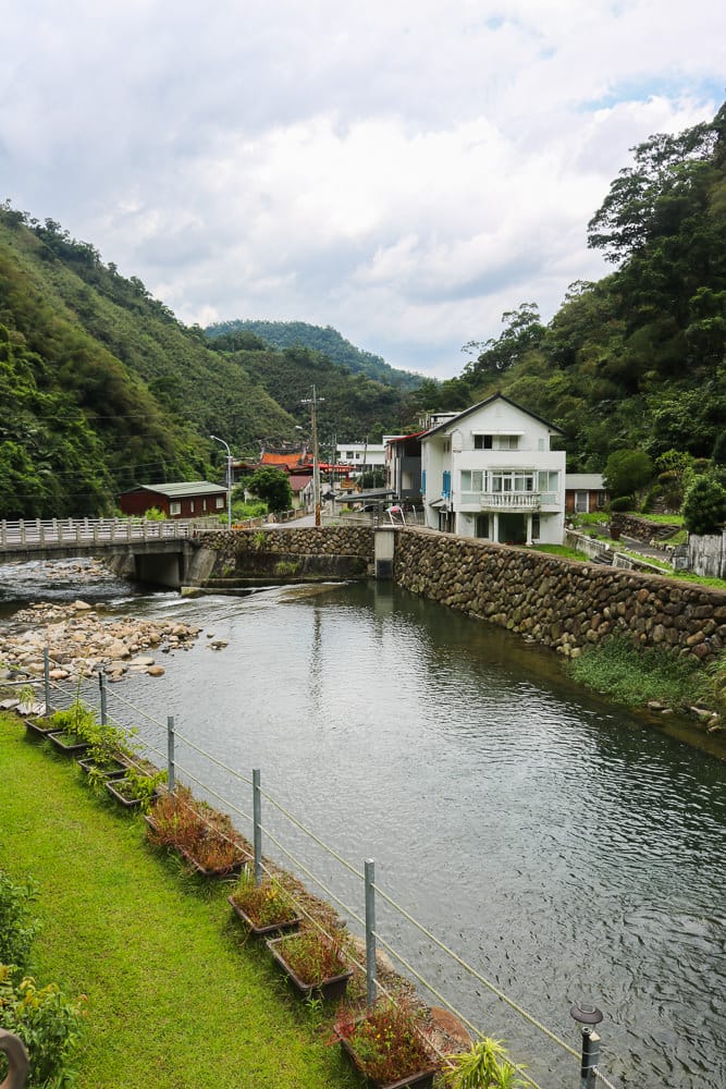 新北馥麗欣咖啡有如遊樂場！世外桃源推薦秘境