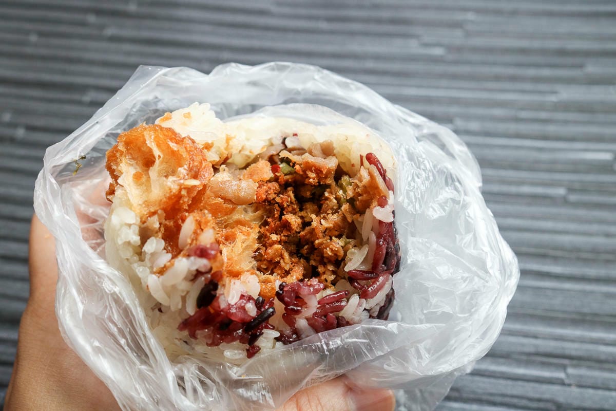 內湖早餐 米酋長飯團來自花蓮自產好米 招牌飯糰雙鬆好吃