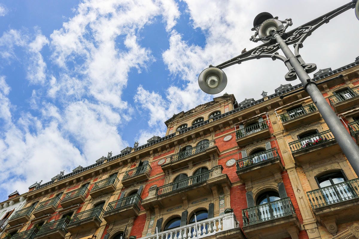 潘普洛納景點 Cafe Iruna海明威筆下的奔牛節真相 - 第4張圖 潘普洛納景點 Cafe Iruna海明威筆下的奔牛節真相