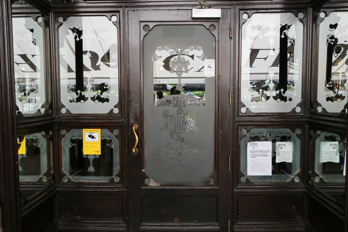 潘普洛納景點 Cafe Iruna海明威筆下的奔牛節真相 - 第6張圖 潘普洛納景點 Cafe Iruna海明威筆下的奔牛節真相