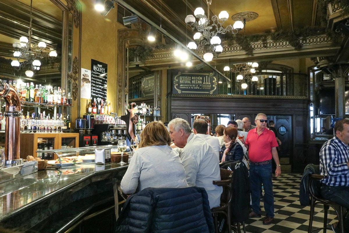 潘普洛納景點 Cafe Iruna海明威筆下的奔牛節真相 - 第8張圖 潘普洛納景點 Cafe Iruna海明威筆下的奔牛節真相