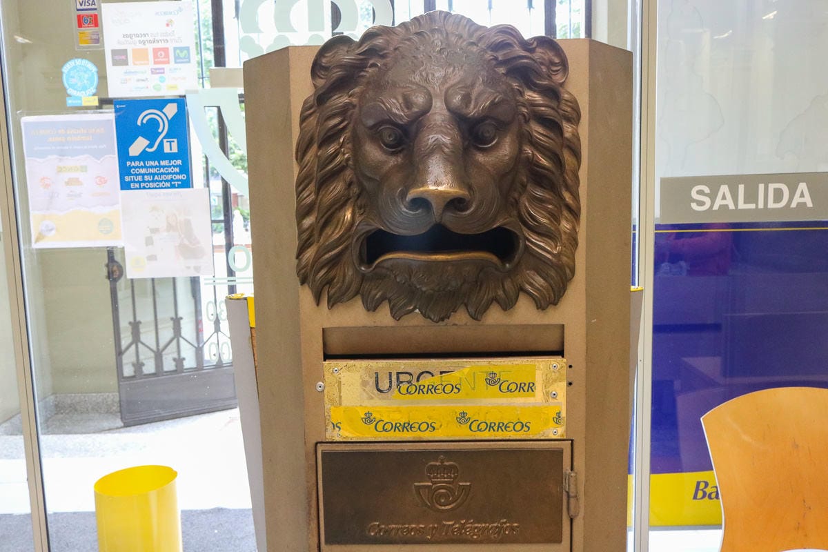 西班牙寄包裹 郵局快捷Correos行李箱也收喔