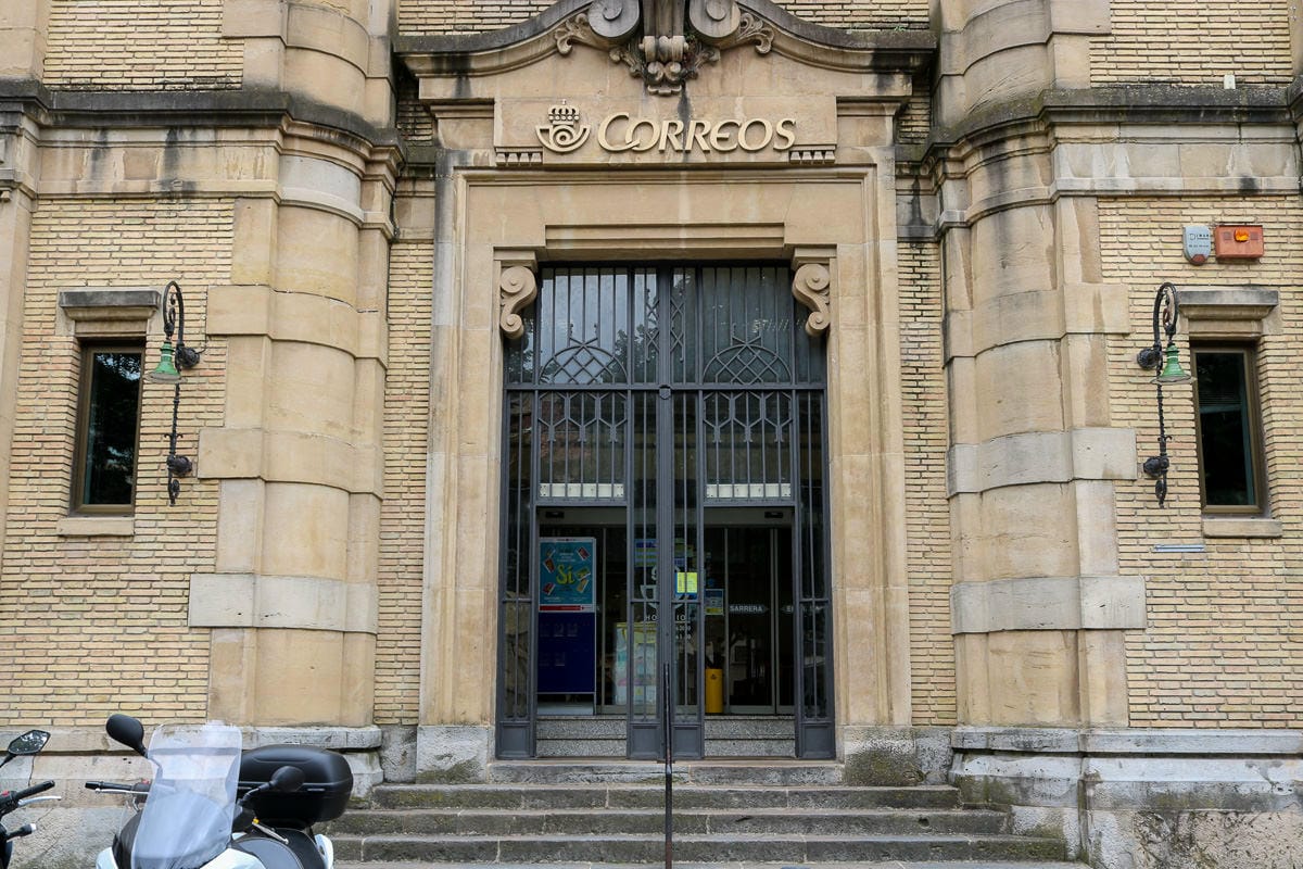 西班牙寄包裹 郵局快捷Correos行李箱也收喔