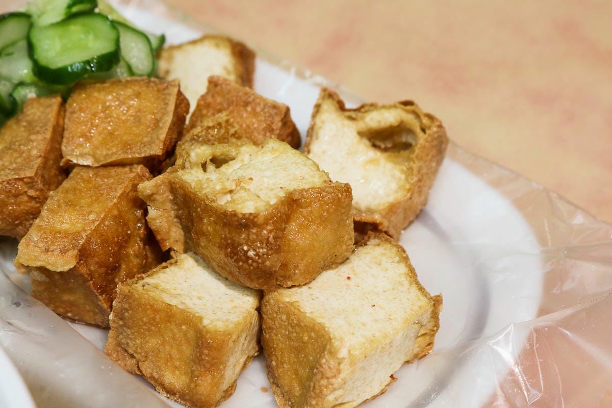 內湖美食 737香菇肉粥早餐紅燒肉配鹹粥免費加湯