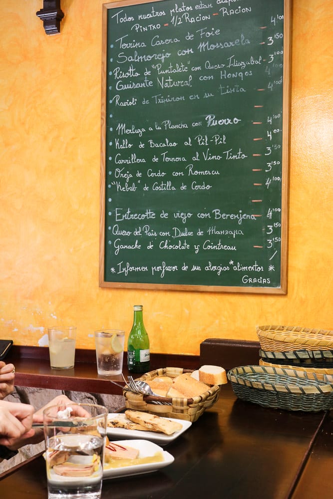 聖塞巴斯提安美食 酒吧小吃巡禮Pinchos淡菜一位難求