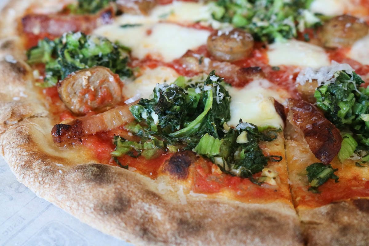 花蓮美食秀綠披薩 義式料理用心滋味 推櫻桃鴨胸與白松露