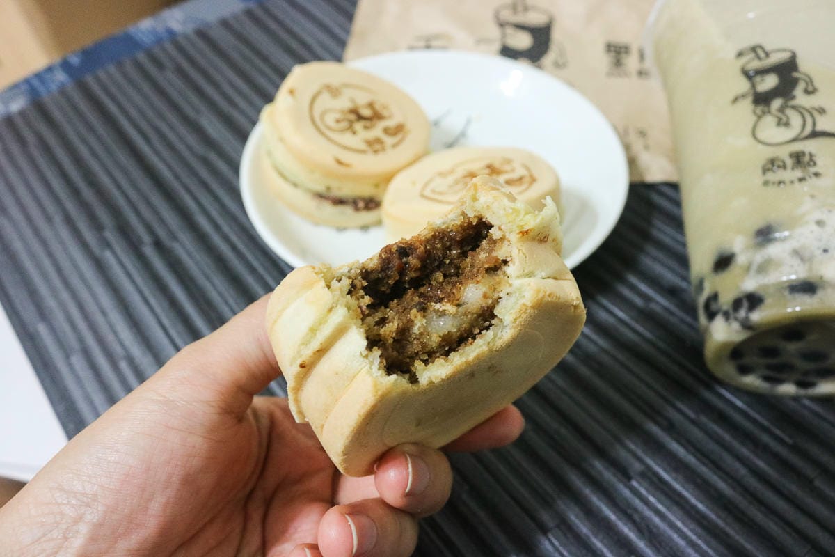 內湖美食 兩點紅豆餅茶飲服務超優推紅豆口味(附菜單