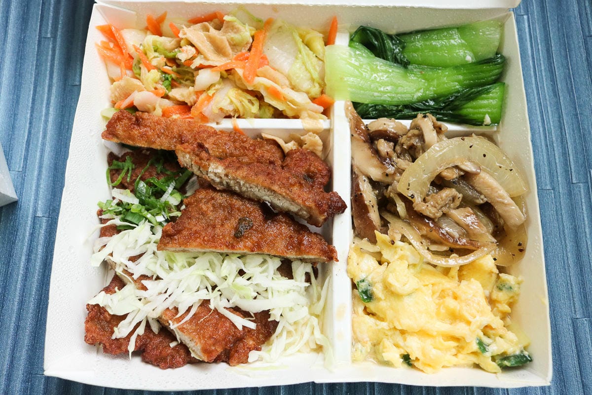 內湖便當佐知家清爽炸物配菜多 貼心替人著想值得等待