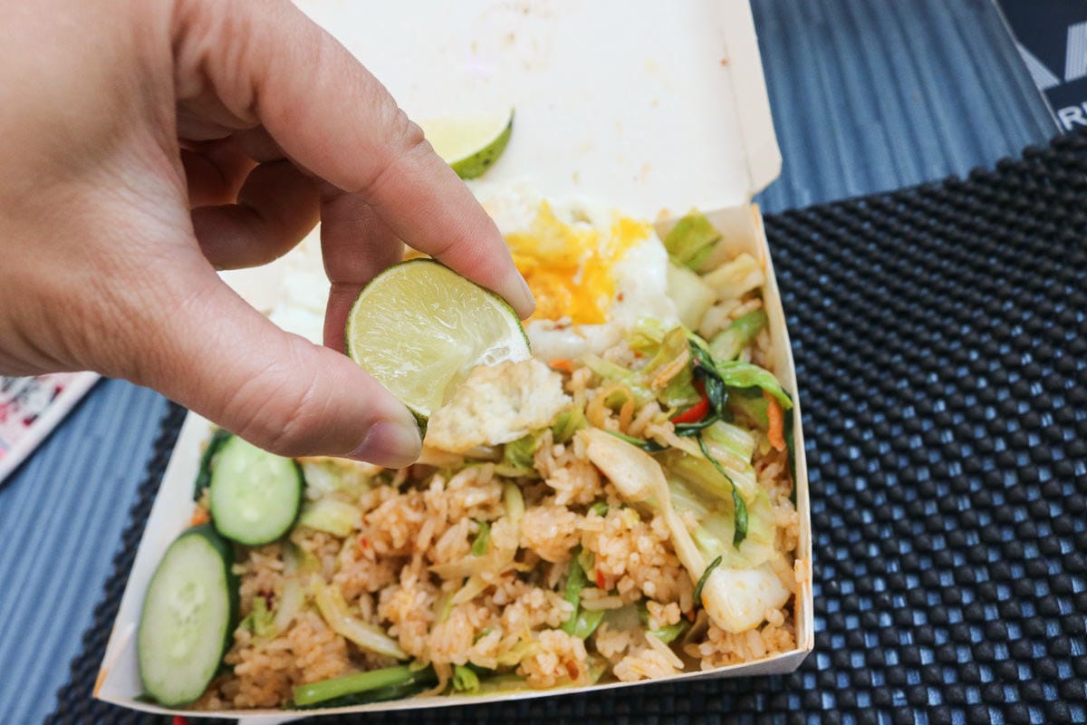 內湖美食 泰回味原泰料理外面沒有嘎猜與yam yam炒飯