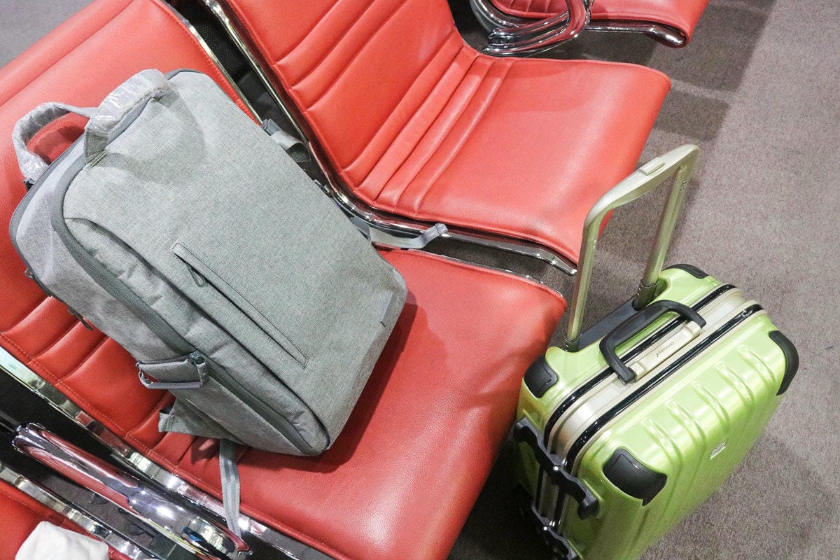 桃園機場愛心輪椅服務 銀髮族行動不便長輩超滿意(附輪椅租借