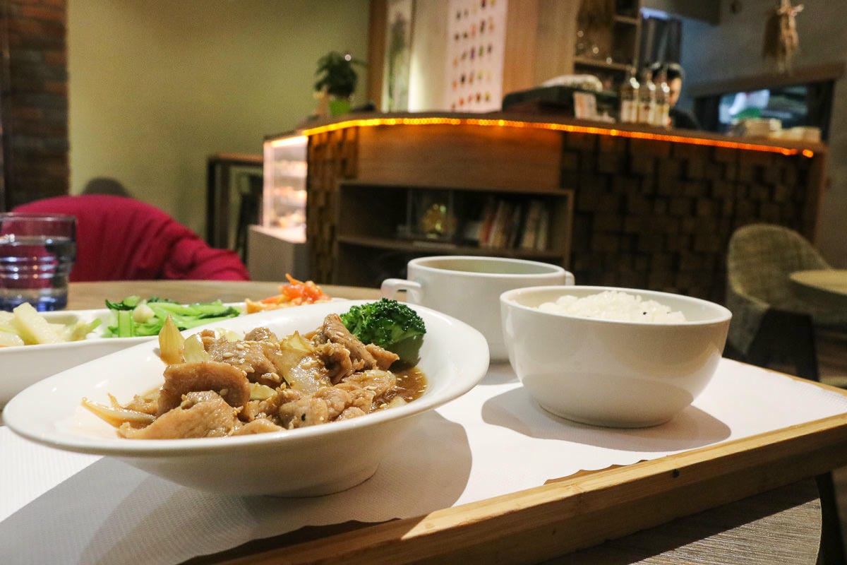 內湖便當 陽光廚坊家常料理 煎魚午茶好去處(附菜單