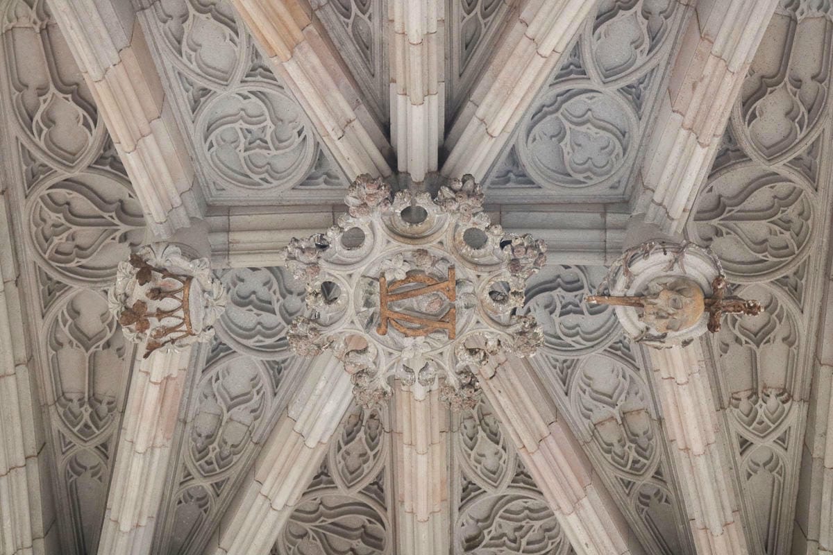 巴塞隆納景點 哥德區嘆息橋與聖若梅廣場 - 第8張圖 巴塞隆納景點 哥德區嘆息橋與聖若梅廣場