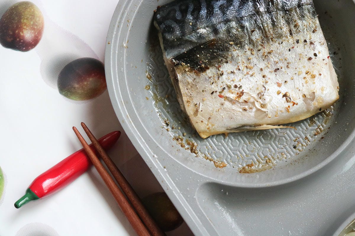 平底鍋煎魚不放油 除了技巧之外鍋子也很重要