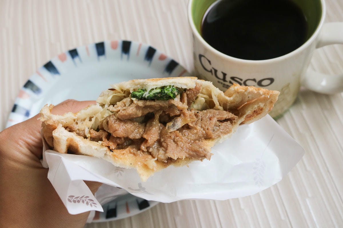 內湖美食 熱壓吐司Loya 燒肉好吃！早餐下午茶全包(附菜單