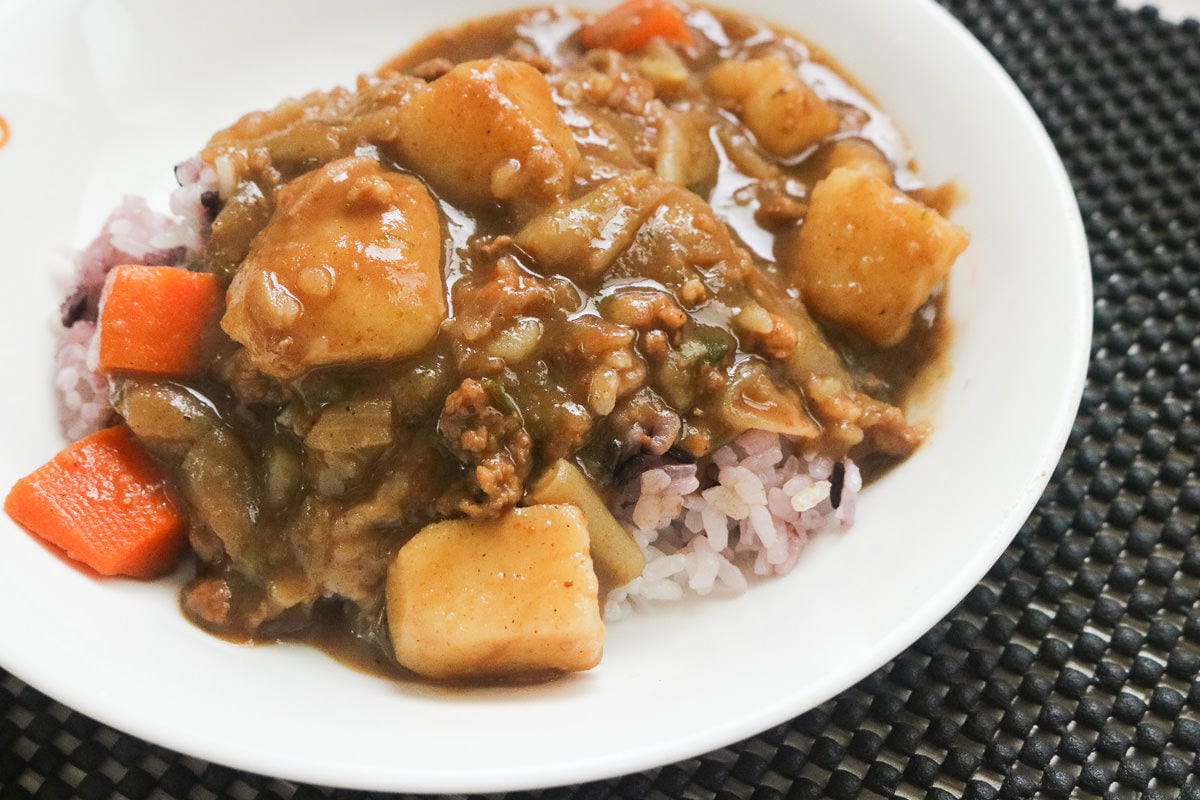 咖哩食譜 特製日式咖哩飯肉末版！肉燥新吃法