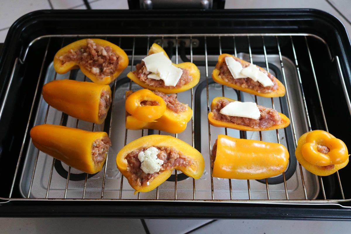 彩椒鑲肉做法,辣味西式零油煙下酒菜烤箱食譜 - 第7張圖 彩椒鑲肉做法,辣味西式零油煙下酒菜烤箱食譜