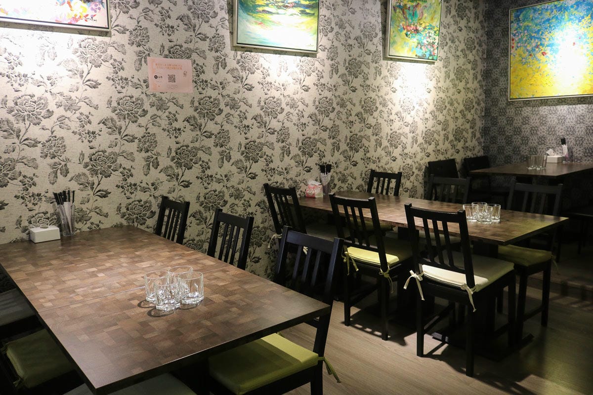 內湖食初靡。台式簡餐合菜輕鬆吃，金沙真是名不虛傳