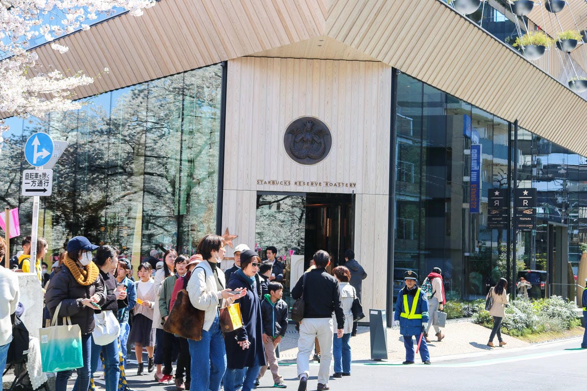 東京星巴克旗艦店。中目黑沒櫻花也要去的景點星巴克臻選