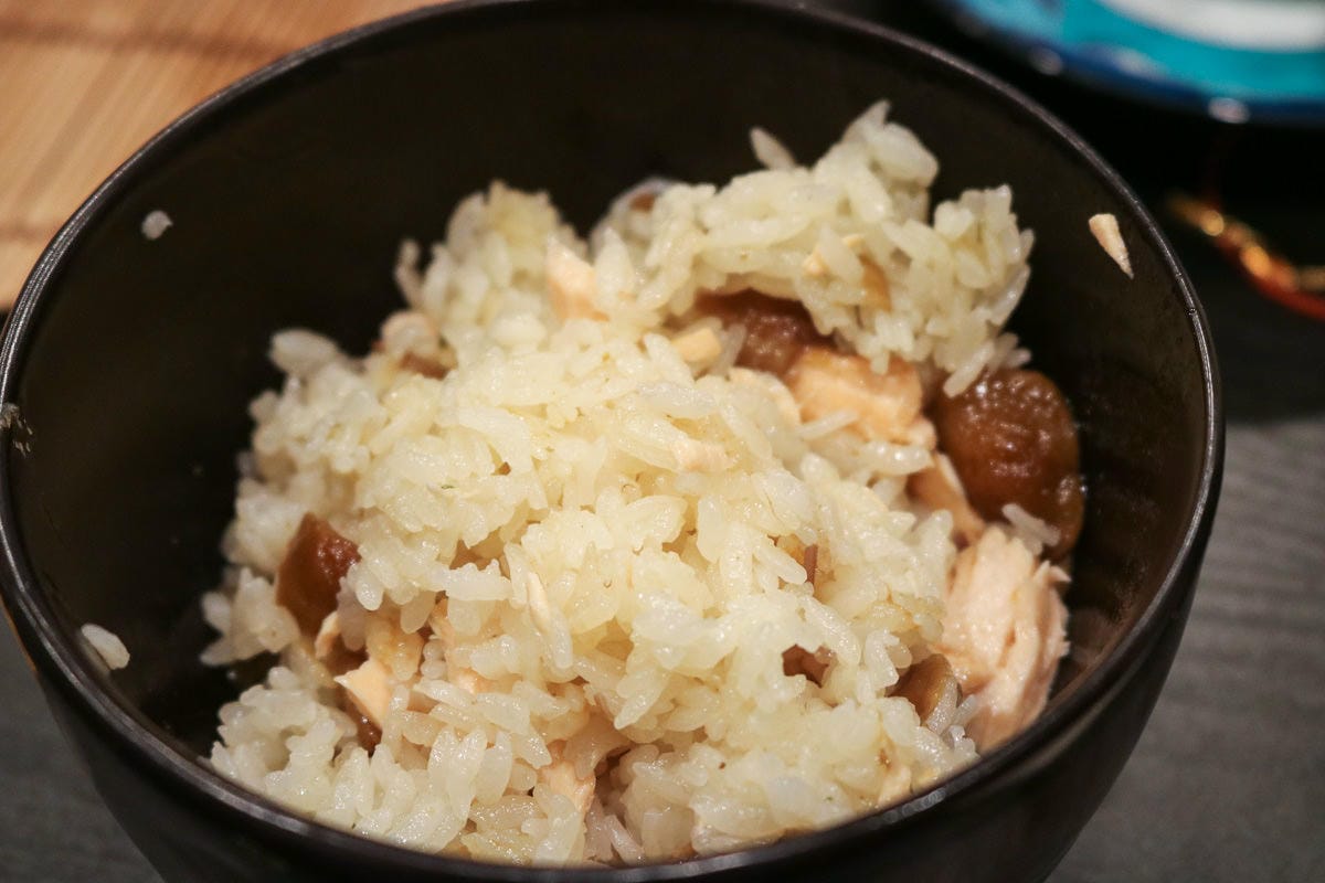 懶人食譜多汁鮭魚炊飯,鮮鮭好吃的秘訣就是加… - 第4張圖 懶人食譜多汁鮭魚炊飯,鮮鮭好吃的秘訣就是加…