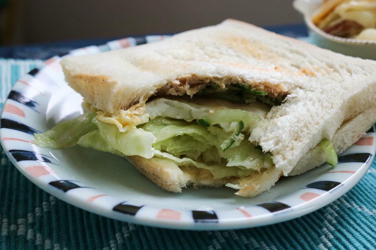 內湖美食。東湖馬早餐午餐輕食，軟法跟闆娘是記憶點