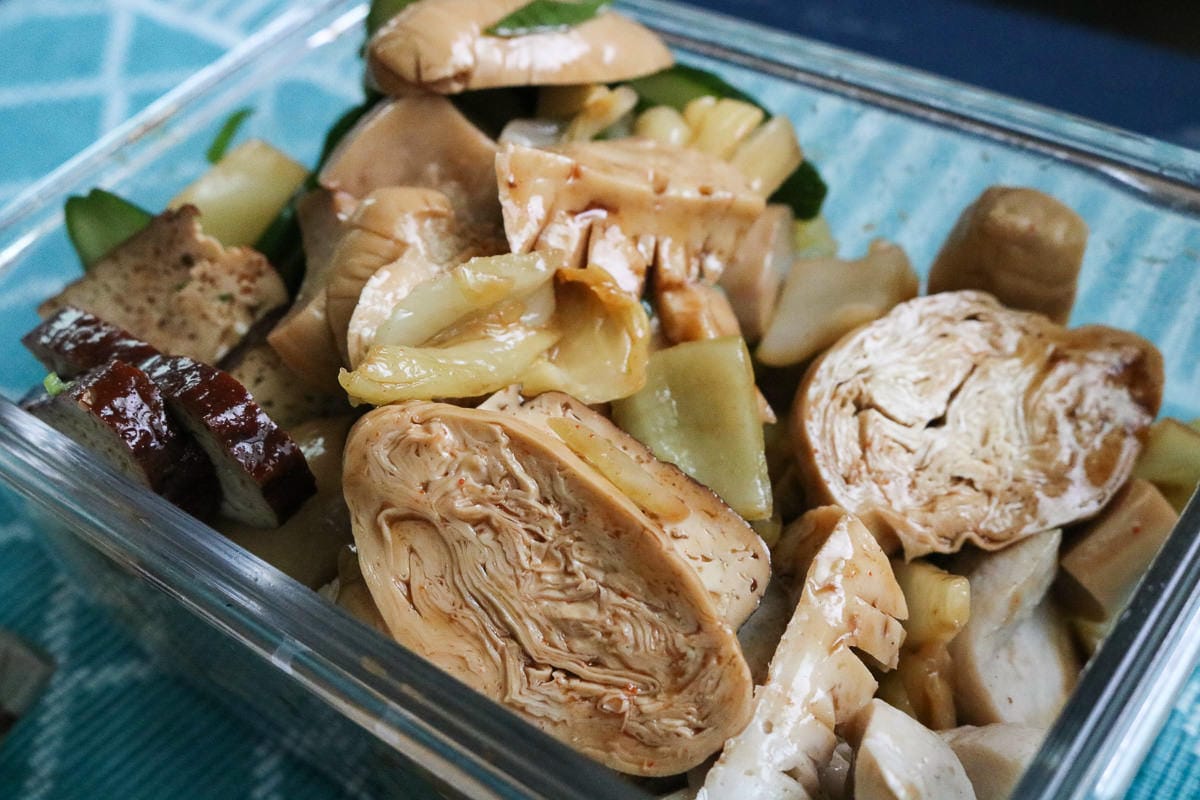 內湖737巷夜市，幸福滷味從午茶到宵夜，老店飄香20年