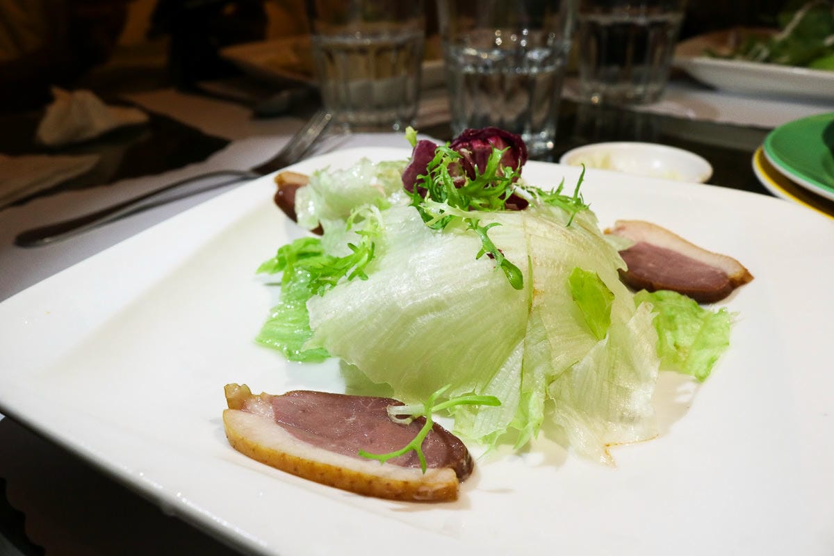 內湖巴西里小館，義式餐館家庭聚餐，唯一推薦德國豬腳