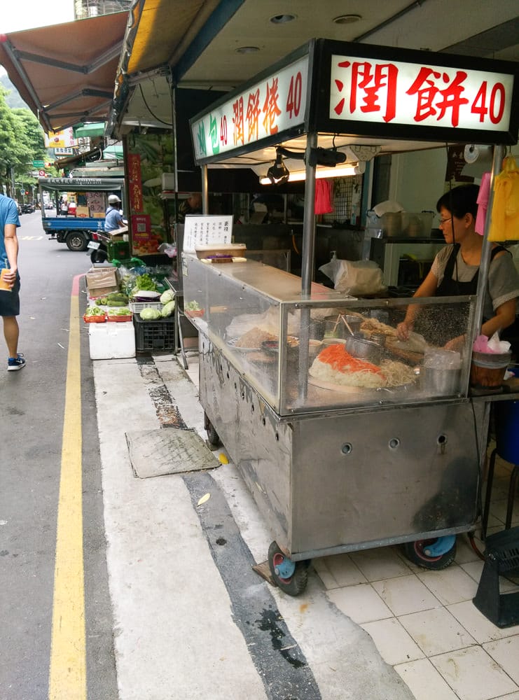 台北內湖285巷豪棧潤餅割包，捷運西湖旁輕食下午茶