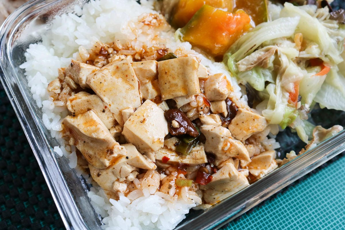 內湖美食豐禾便當加入午餐戰場，厚切排骨好吃內湖江南店有外送