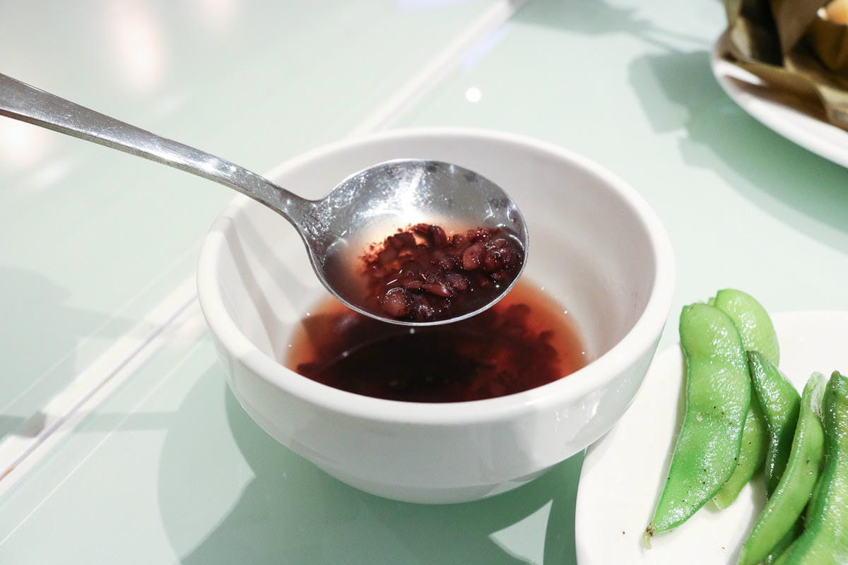 高雄六合夜市棒球館，樂逸文旅！近高雄車站六合夜市還有捷運方便又安靜