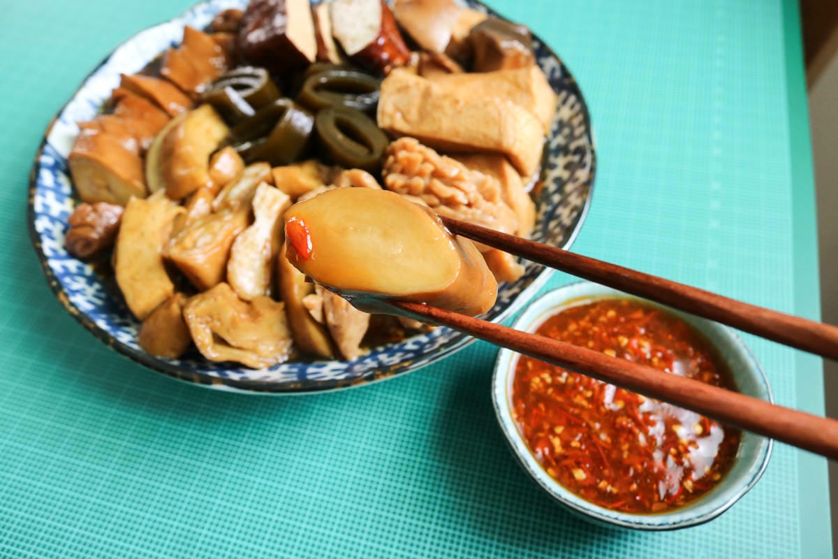 捷運西湖站無名滷味，素食滷味內湖285巷小吃媽媽們直接用搶的