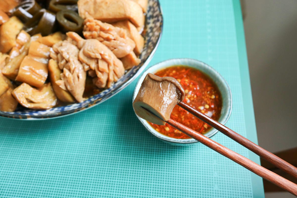 捷運西湖站無名滷味，素食滷味內湖285巷小吃媽媽們直接用搶的