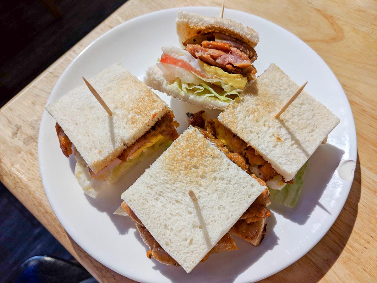 內湖清晨早午餐推薦，爬山後補充體力剛好還外送喔