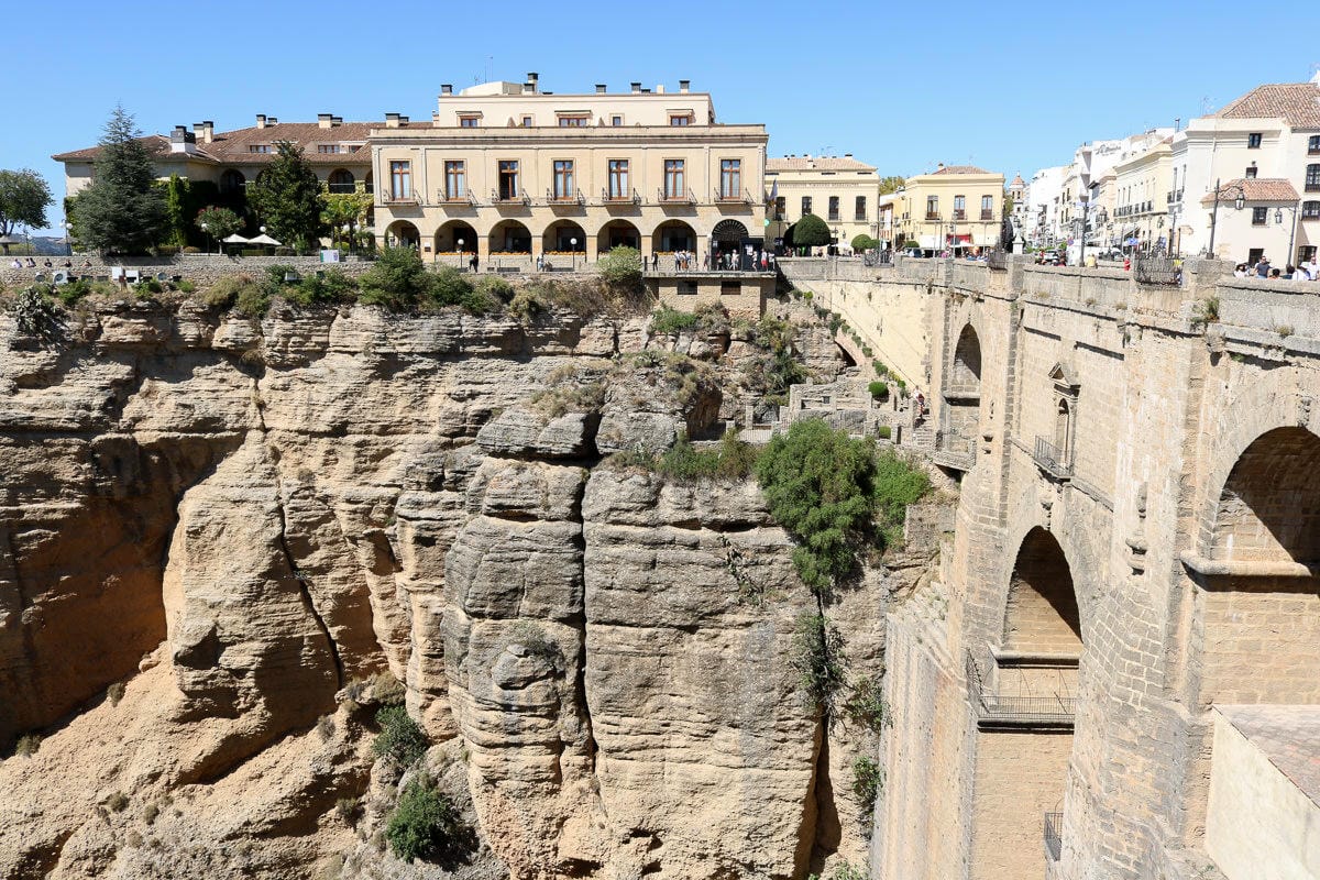 西班牙隆達懸崖山城&巨石小鎮塞特尼爾一日遊路線