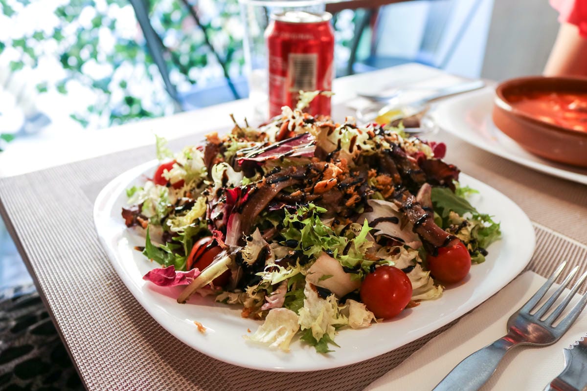馬德里近郊埃納雷斯堡餐廳La Bistró Cervantina每日特餐超級棒