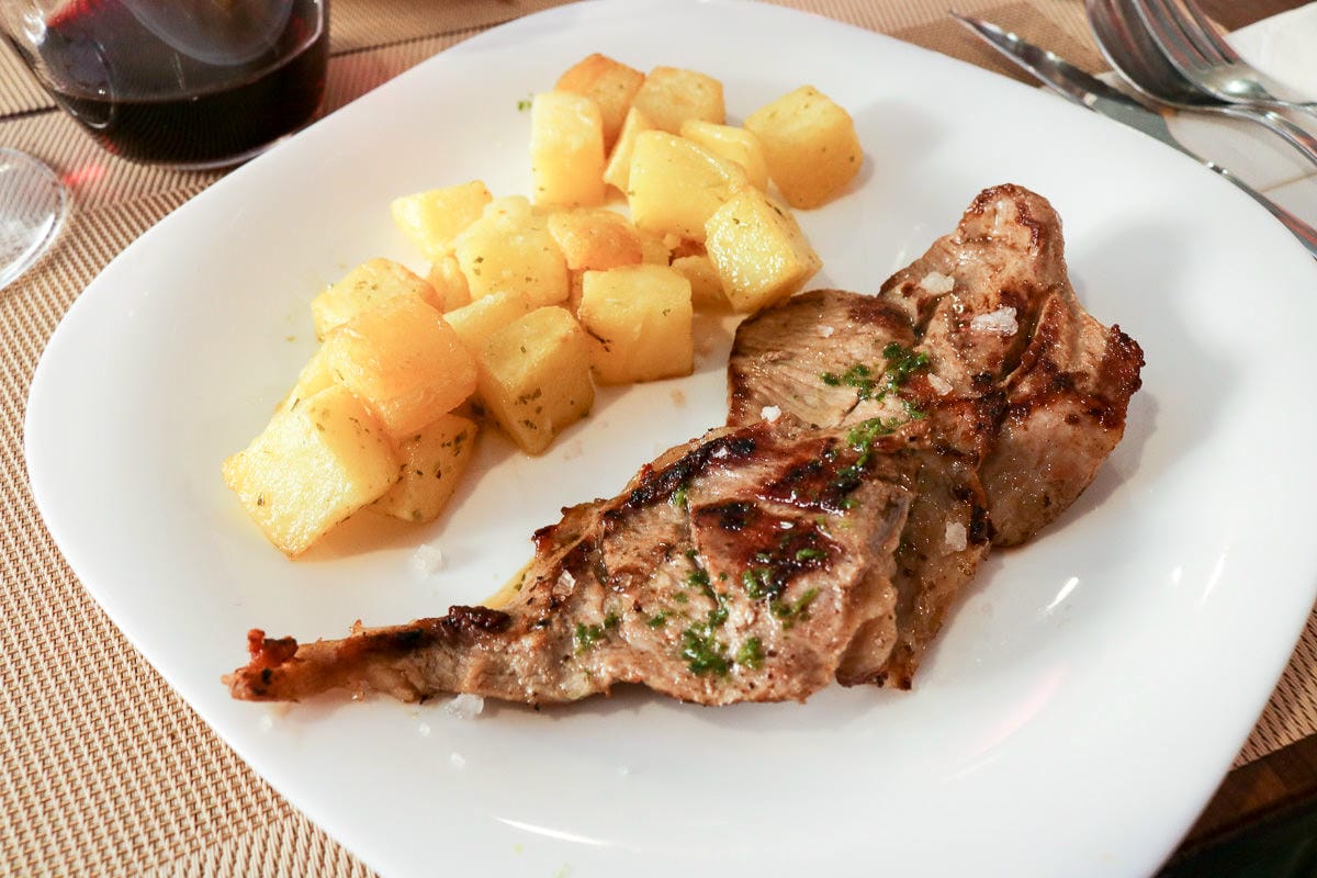 馬德里近郊埃納雷斯堡餐廳La Bistró Cervantina每日特餐超級棒