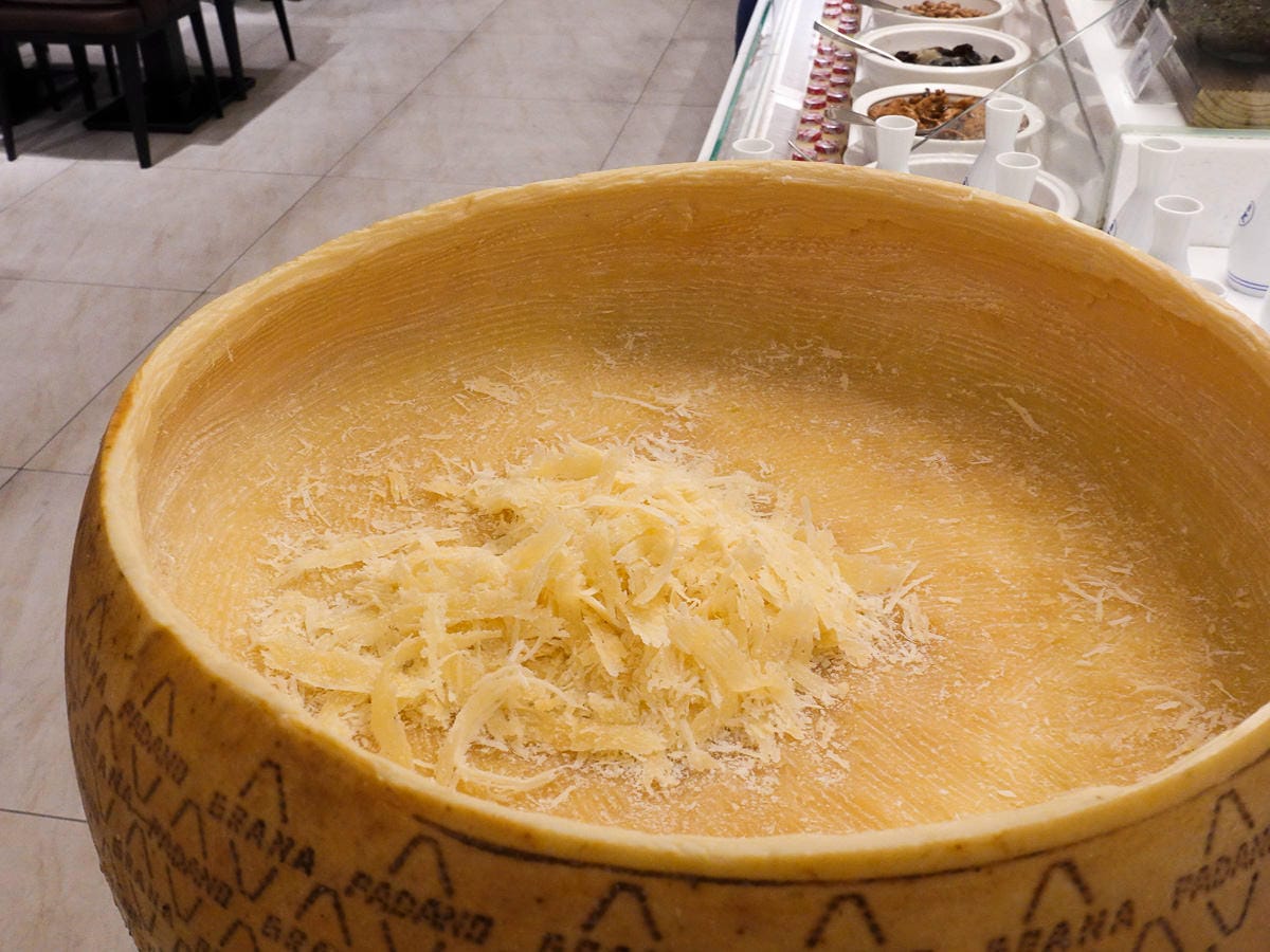 宜蘭悅川酒店自助餐不限時長輩超愛！紅白啤酒暢飲無限