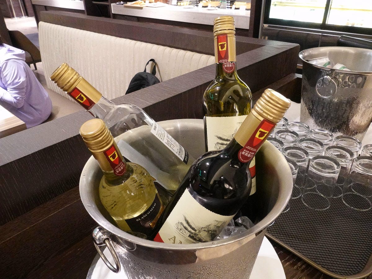 宜蘭悅川酒店自助餐不限時長輩超愛！紅白啤酒暢飲無限