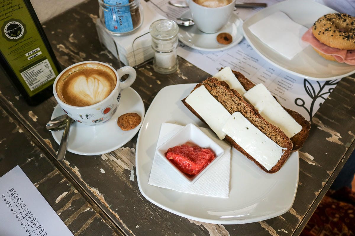 塞維亞美食推薦 Otto Café 平價高品質早午餐