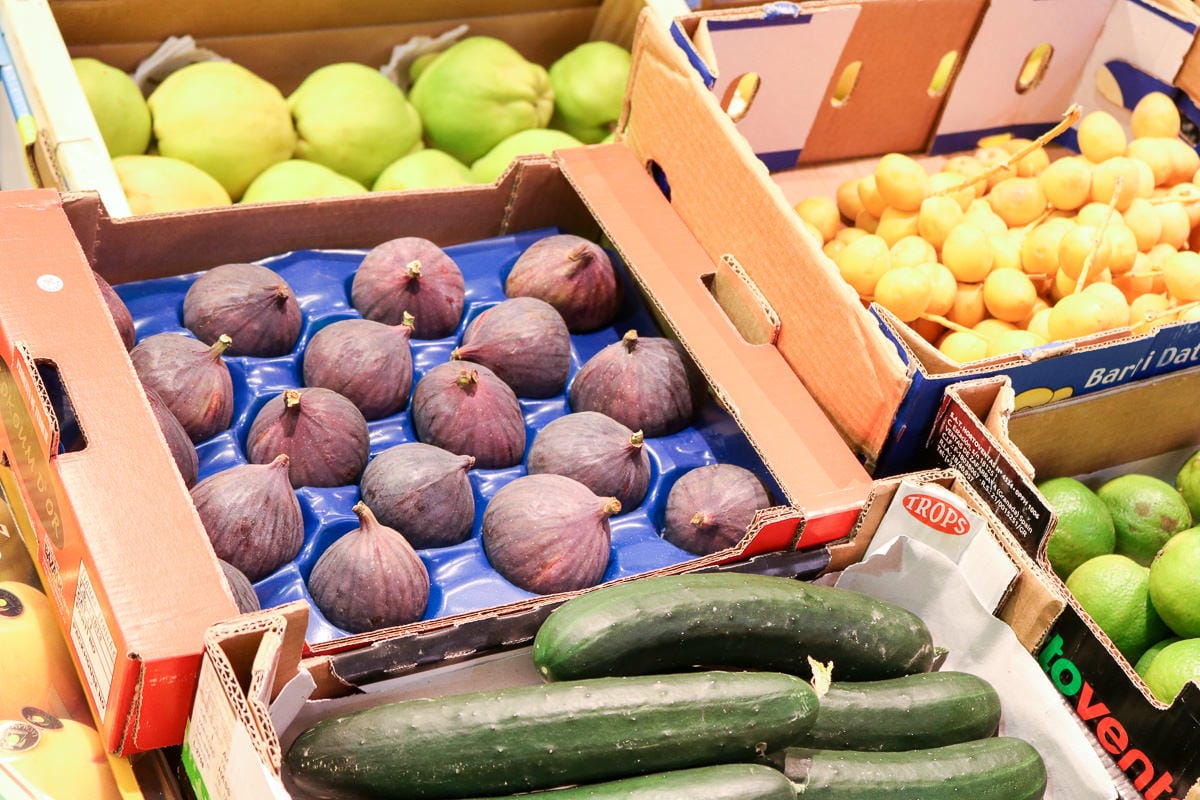 塞維亞景點摩爾區特里亞納市場Mercado de Triana推薦早餐與買水果香料