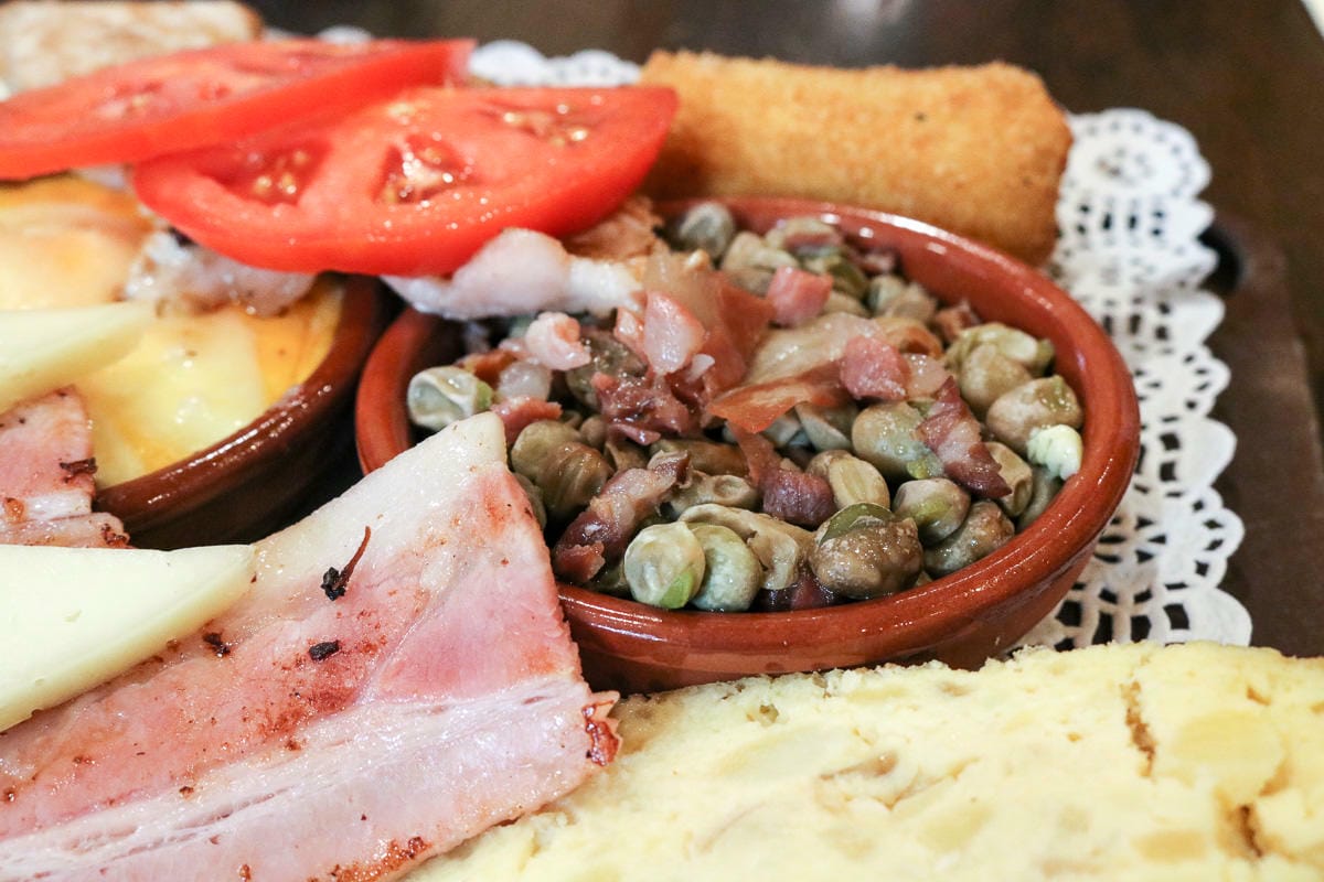 格拉納達推薦美食！Bodegas Castañeda在地一致好評這兒Tapas超好吃