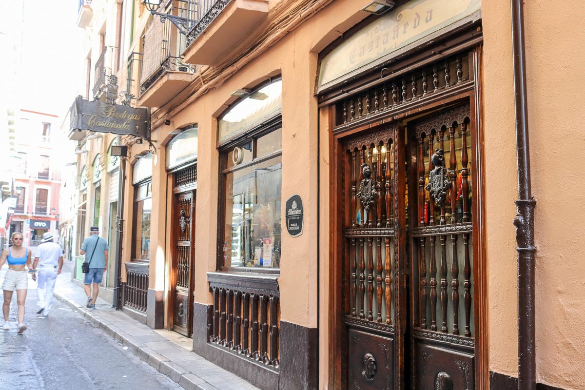 格拉納達推薦美食！Bodegas Castañeda在地一致好評這兒Tapas超好吃