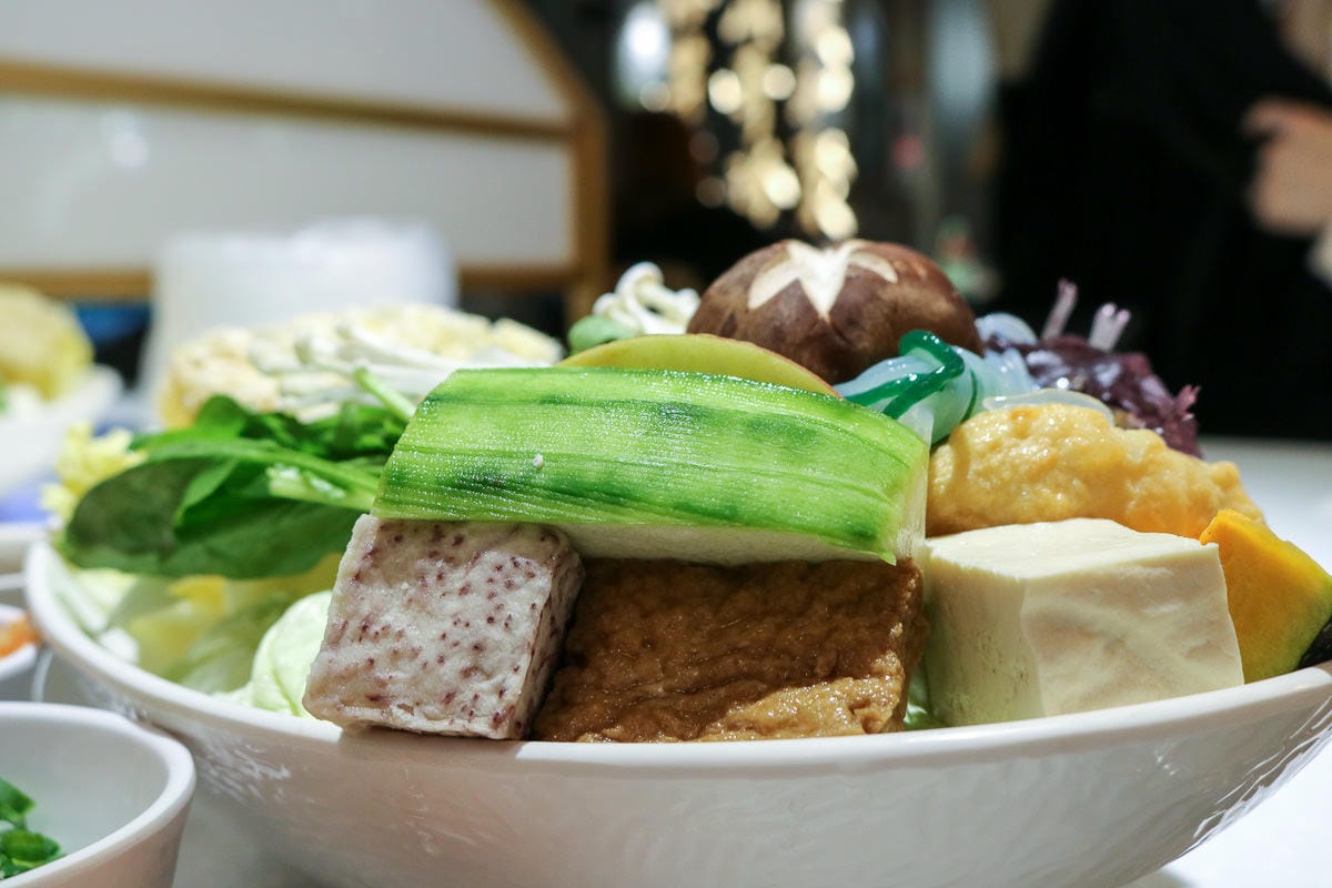 內湖美食火鍋首推天鍋宴西湖店 冷飲甜點自助取浮誇火鍋食材不馬虎