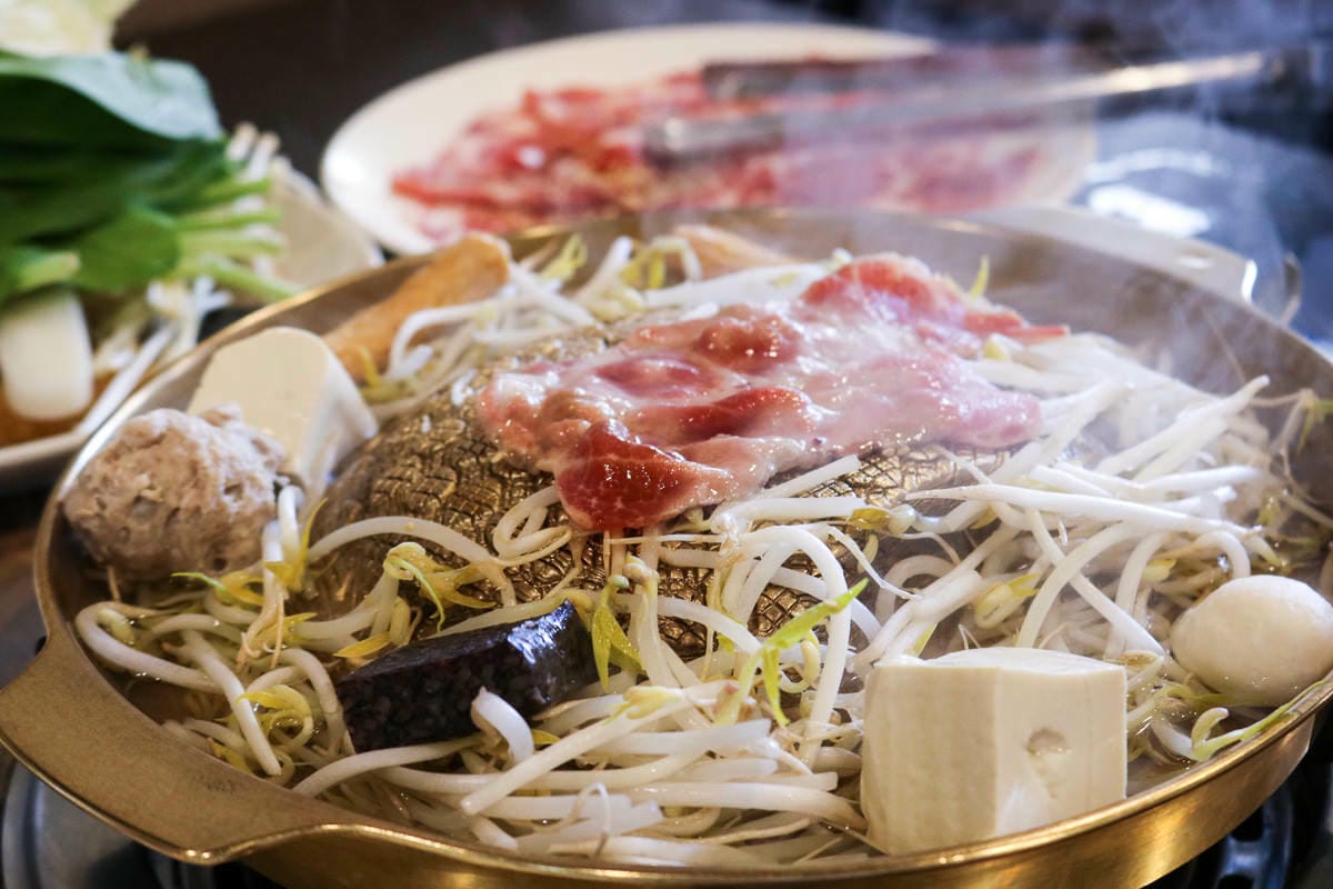 內湖火鍋卡拉拉日式涮涮鍋還有銅盤烤肉，懷舊個人火鍋