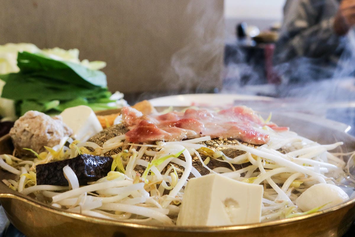 內湖火鍋卡拉拉日式涮涮鍋還有銅盤烤肉，懷舊個人火鍋