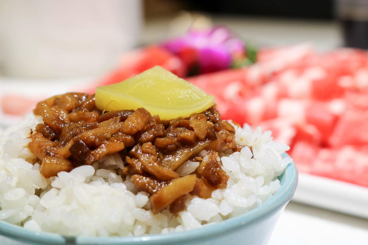 內湖好吃火鍋精選推薦！麻辣鍋 個人鍋 海鮮鍋 涮涮鍋還有火烤兩吃