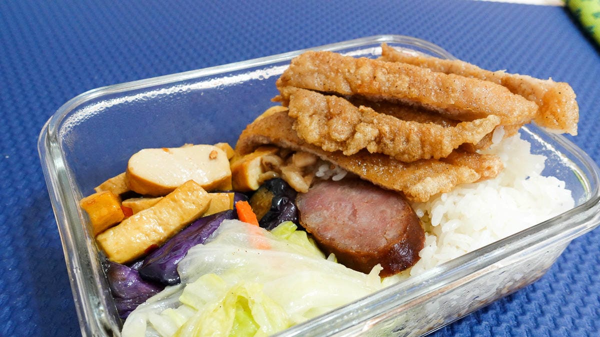 內湖東湖新芝味便當快餐 經濟實惠雞腿飯不用百元