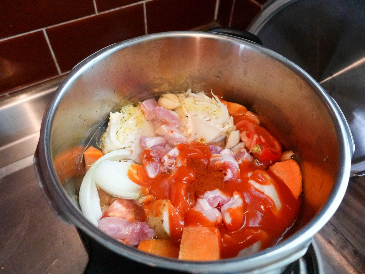 西班牙豆子湯 暖胃好湯簡單零失敗紅椒粉萬歲！對付豆子用壓力鍋省力省火最有效率