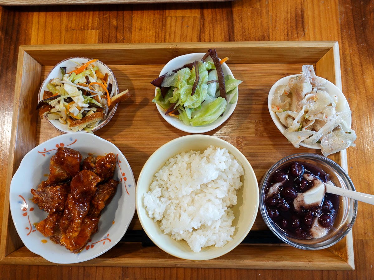 內湖美食簡餐 米粒 Milý 咖啡館 碧湖公園用心好味道 尤其愛吃魚不能錯過