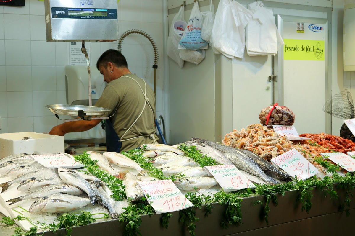 西歐最古老城市！加的斯中央市場也是西班牙最老海港菜市場