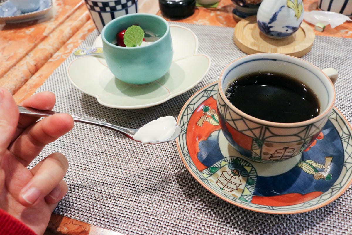 佐賀美食 Gallery 有田咖啡館與有田燒茶杯牆，在地限定美食與陶瓷隨你挑